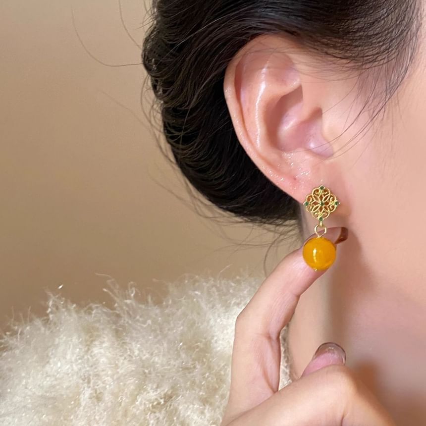 Dangle Earring Ball