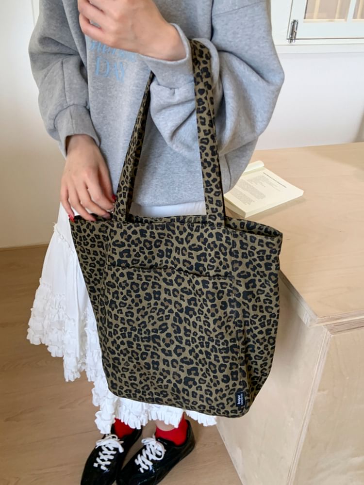 Leopard Bag Print Tote