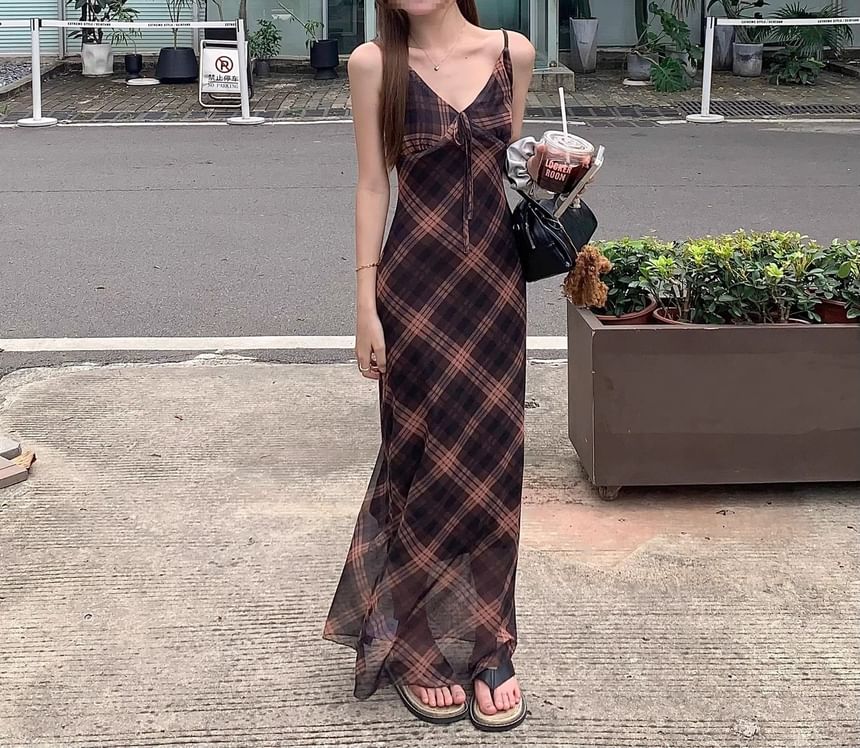 Plaid Dress Sleeveless Print Maxi V-Neck