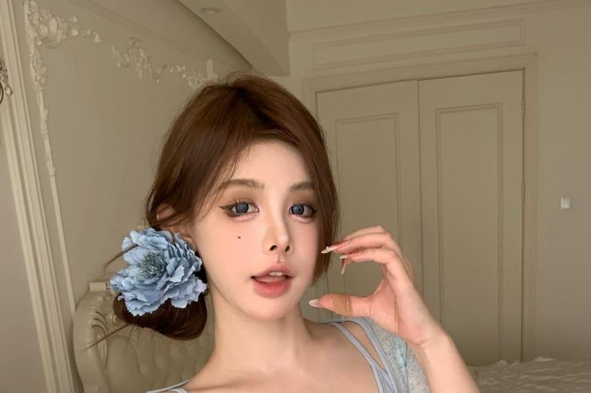 Neck Short-Sleeve Set: Camisole + Top Square