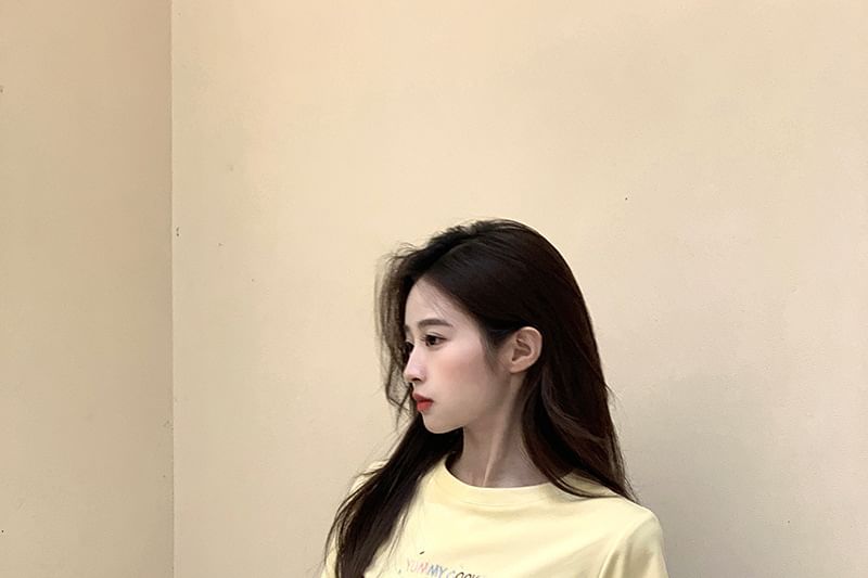 Crewneck Crop Short-Sleeve T-Shirt Embroidered