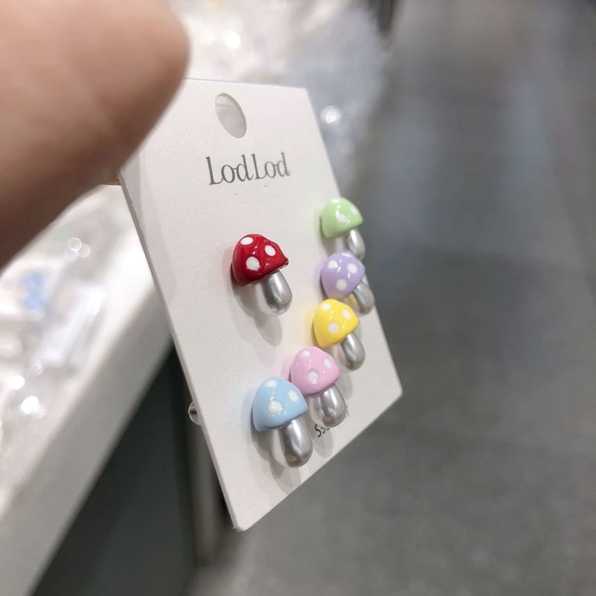of Ear Stud 6: Set Mushroom
