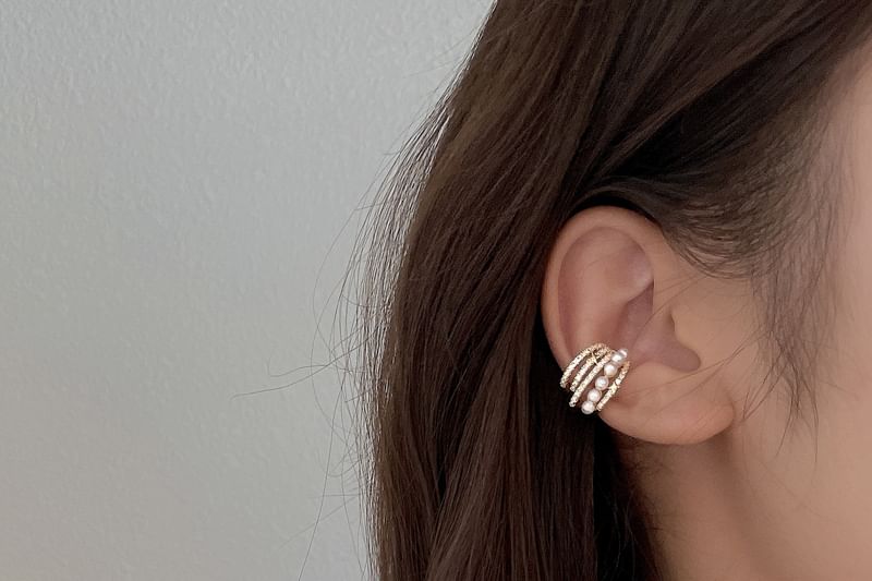 Pearl Ear Cuff Faux