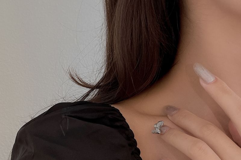 Pearl Ear Cuff Faux
