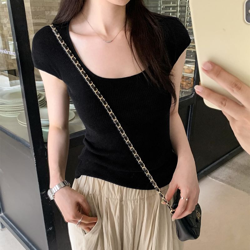 Cap-Sleeve Neck Top Scoop Knit Plain