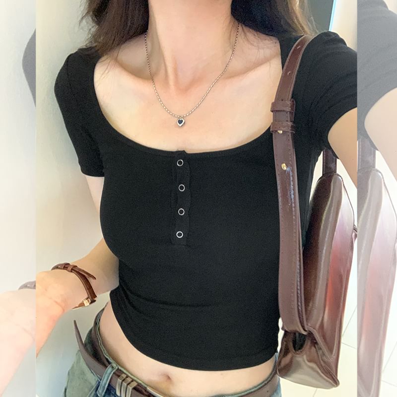 Short-Sleeve Crop Plain Top Scoop Henley Neck