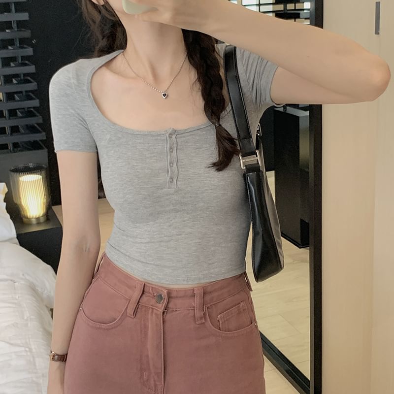 Short-Sleeve Crop Plain Top Scoop Henley Neck