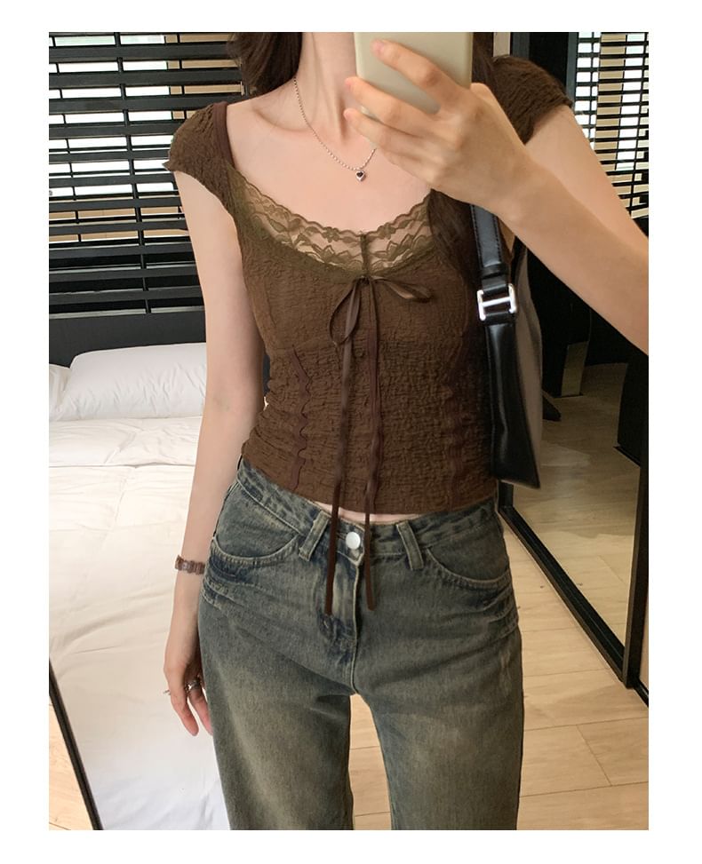Cap-Sleeve Top V-Neck Lace Crop