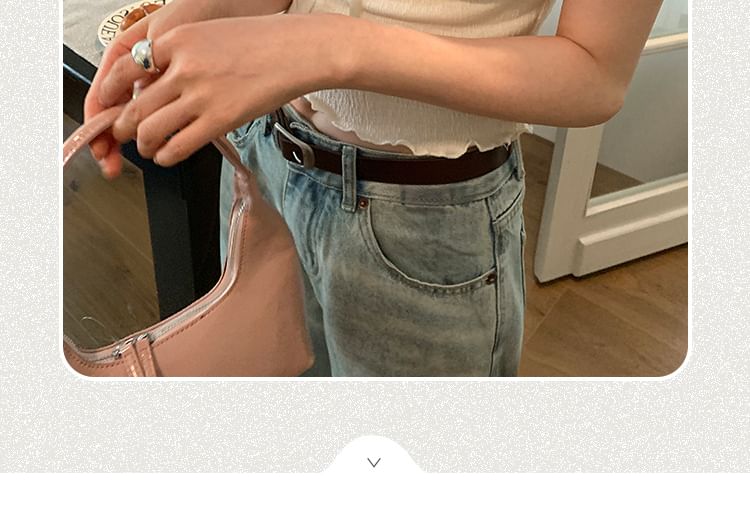 Short-Sleeve V-Neck Lace Top Crop