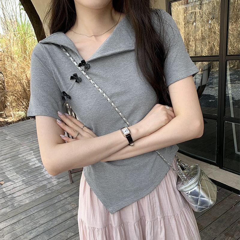 Short-Sleeve Asymmetrical Top Plain