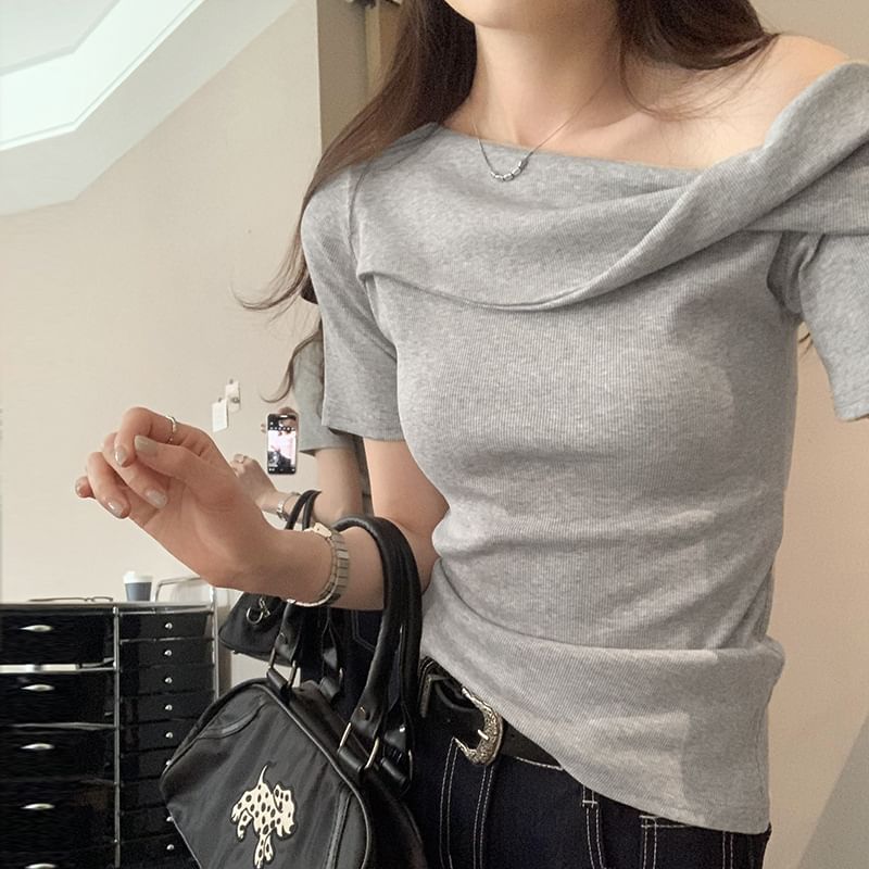 Plain Shoulder Top Sleeve Short Off