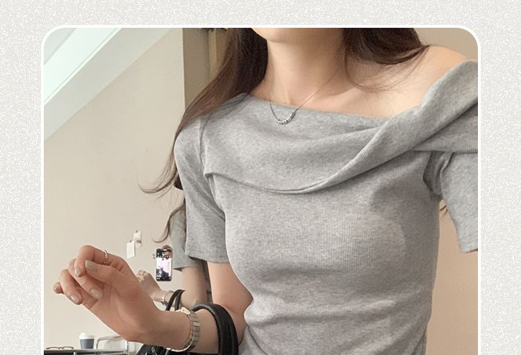 Plain Shoulder Top Sleeve Short Off