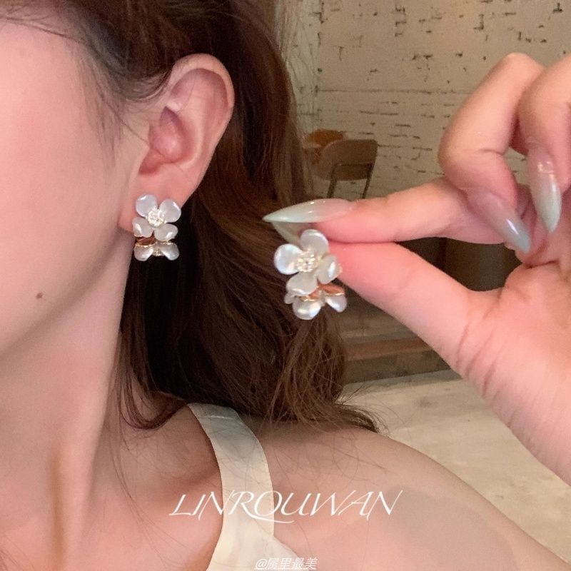 Floral Alloy Stud Earring Acrylic