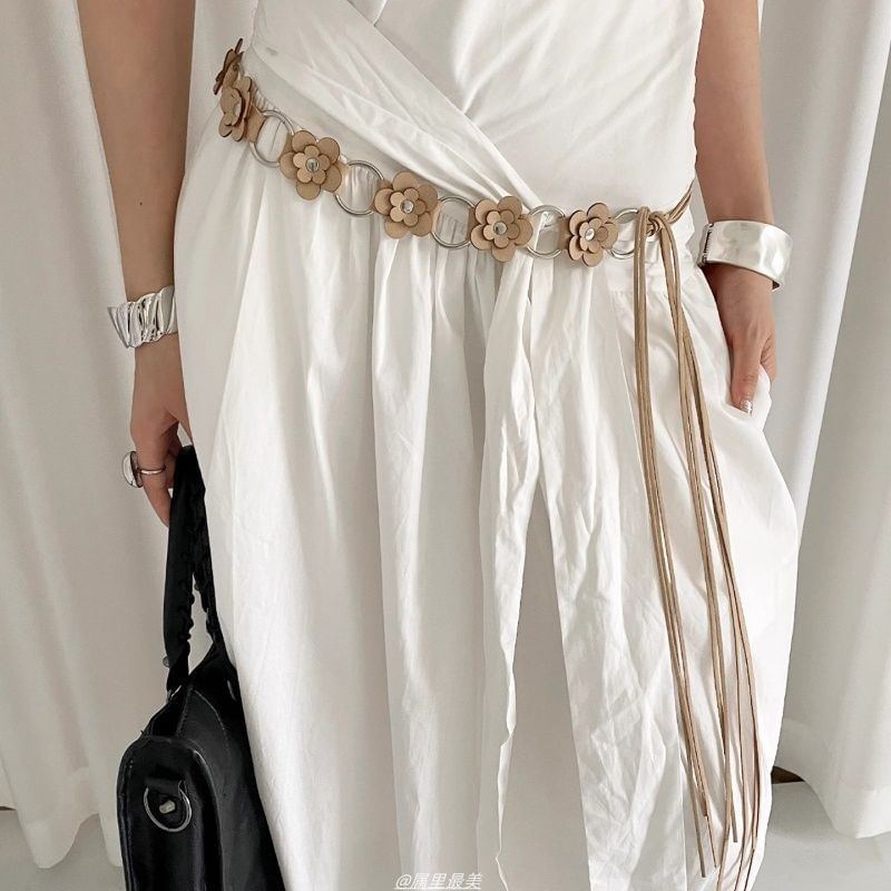 Floral Chain Alloy Faux Leather Waist