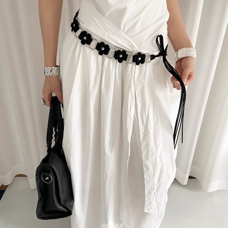 Floral Chain Alloy Faux Leather Waist