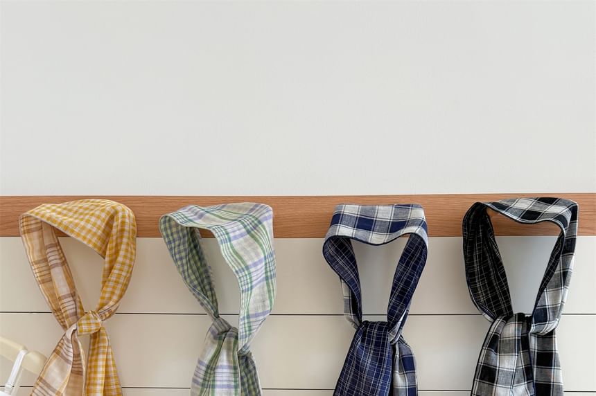 Reversible Scarf Plaid