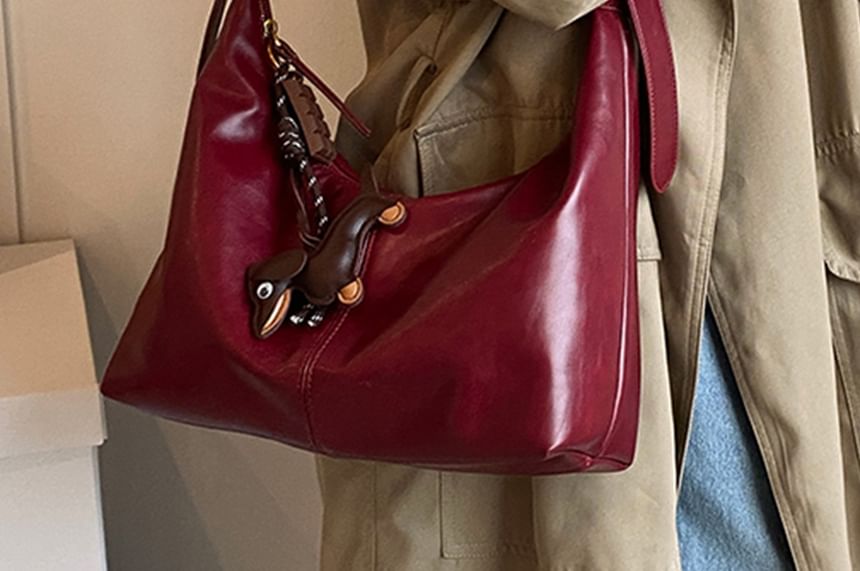 With Plain Charm Leather Bag Crossbody Faux