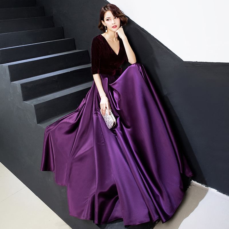 Short-Sleeve V-Neck Plain Velvet A-Line Evening Gown