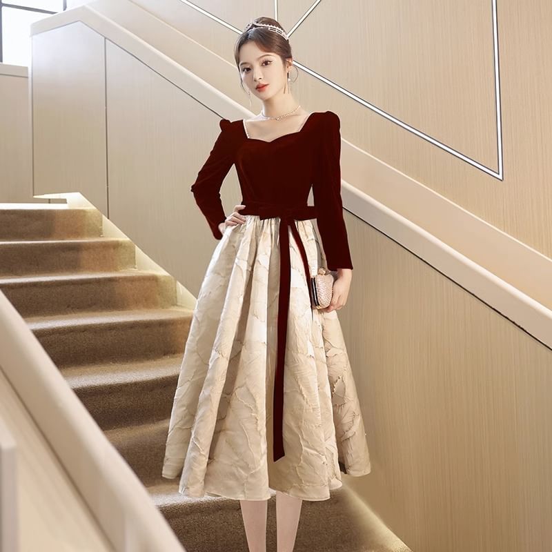 Sweetheart Neck Bow Panel Jacquard A-Line Evening Gown / Midi Cocktail Dress (Various Designs)