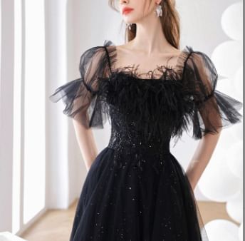 Short Sleeve Square Neck Plain Feather Panel Mesh A-Line Evening Gown