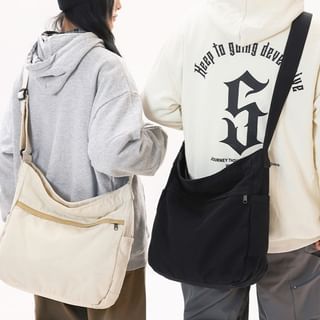 Crossbody Multi-Pocket Canvas Bag