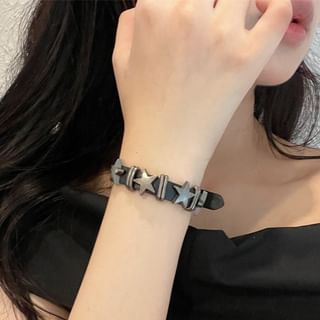 Faux Star Bracelet Leather