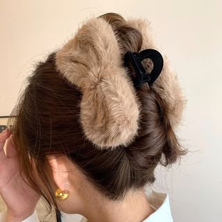 Furry Hair Claw