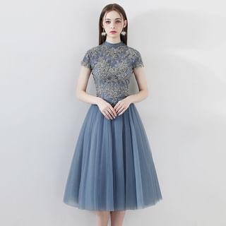 Short-Sleeve Mock Neck Lace Panel Evening Gown / Cocktail Dress