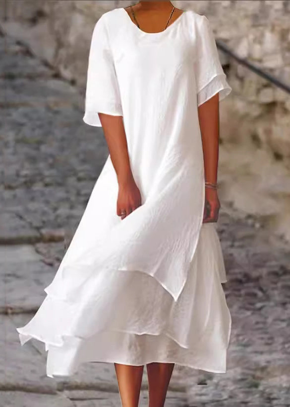 Robe ample en coton blanc à col rond et manches courtes FF069