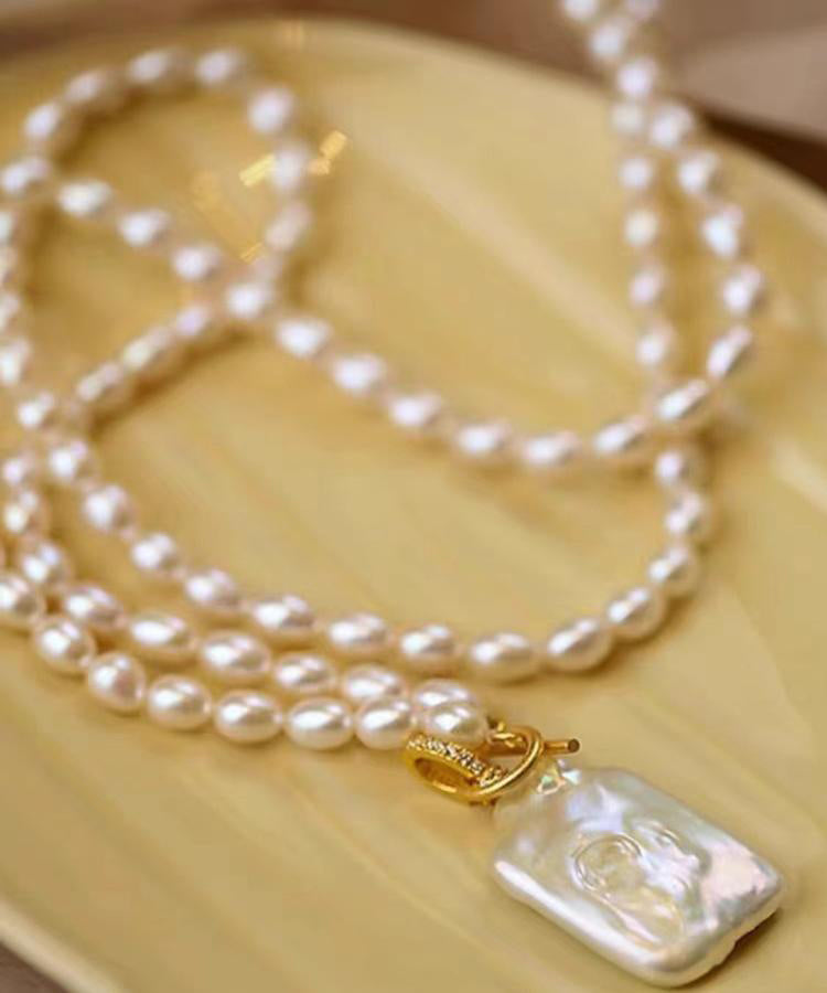 Modern White Pendant Pearl Necklace Alloy