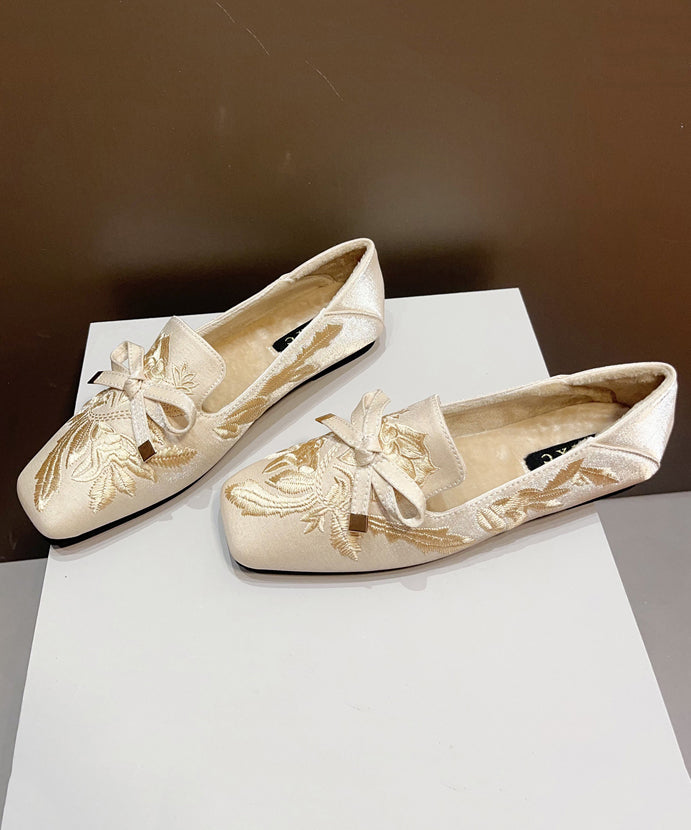 Retro Feet Flat Black New Fuzzy Lined Shoes Wool Embroidered