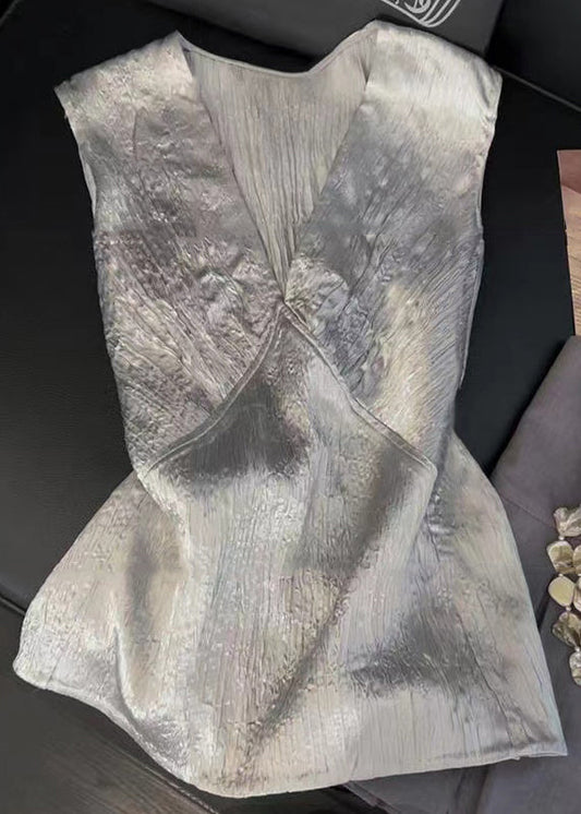 Neu Silbernes ärmelloses Seiden-Tanktop mit V-Ausschnitt und Schnürung