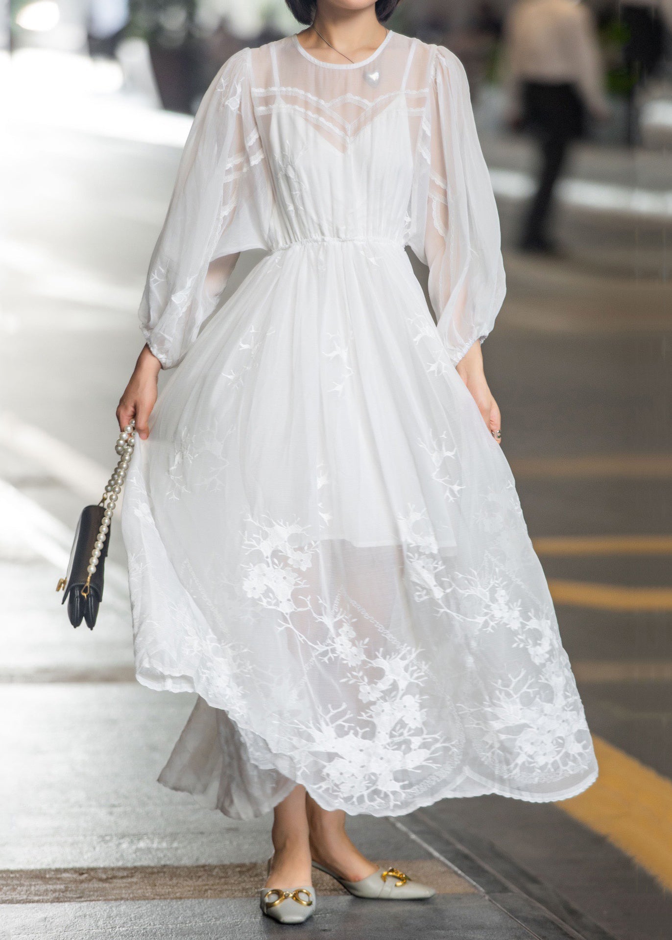 New White Lace Chiffon Embroidered Dress Up Long Fall