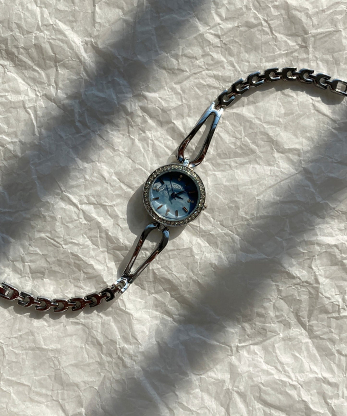 Movement Blue Novelty Quartz Watches Zircon Alloy