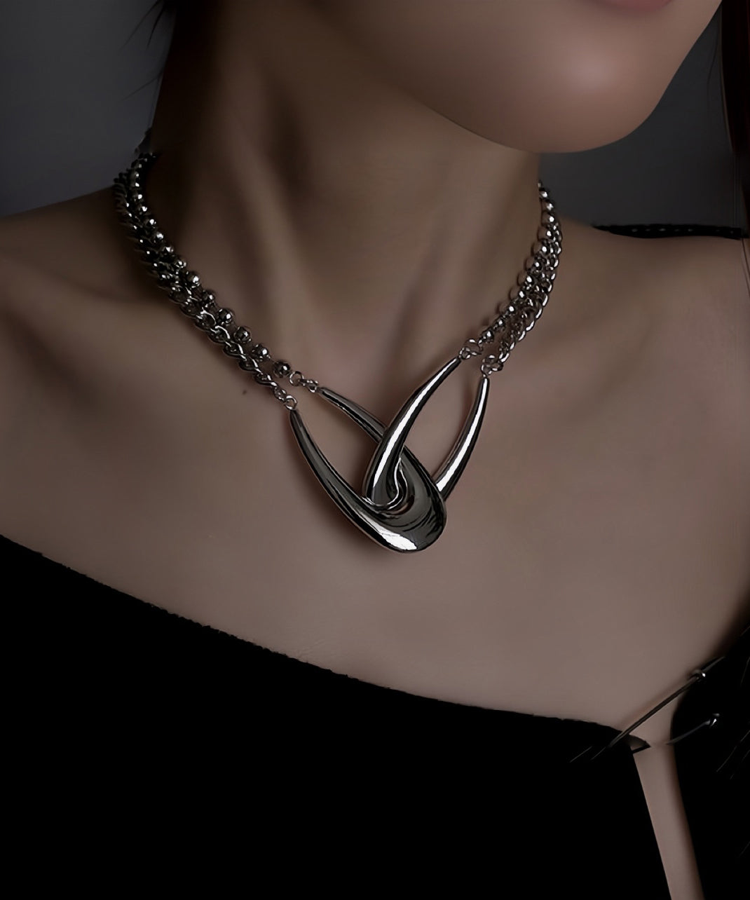 Metal Original Chain Necklace Asymmetrical Design