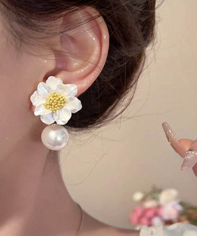 Floral Pearl Original Stud Alloy Design Earrings Acrylic White