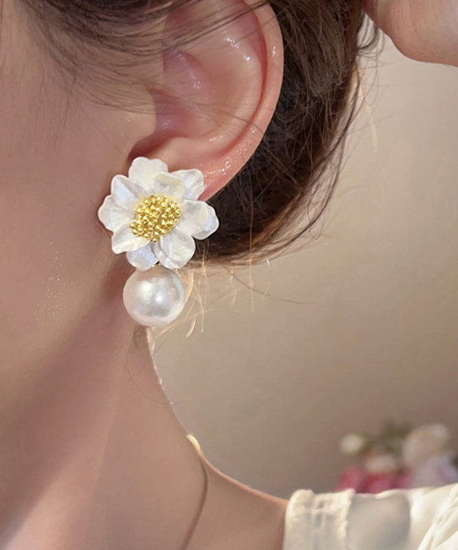 Floral Pearl Original Stud Alloy Design Earrings Acrylic White