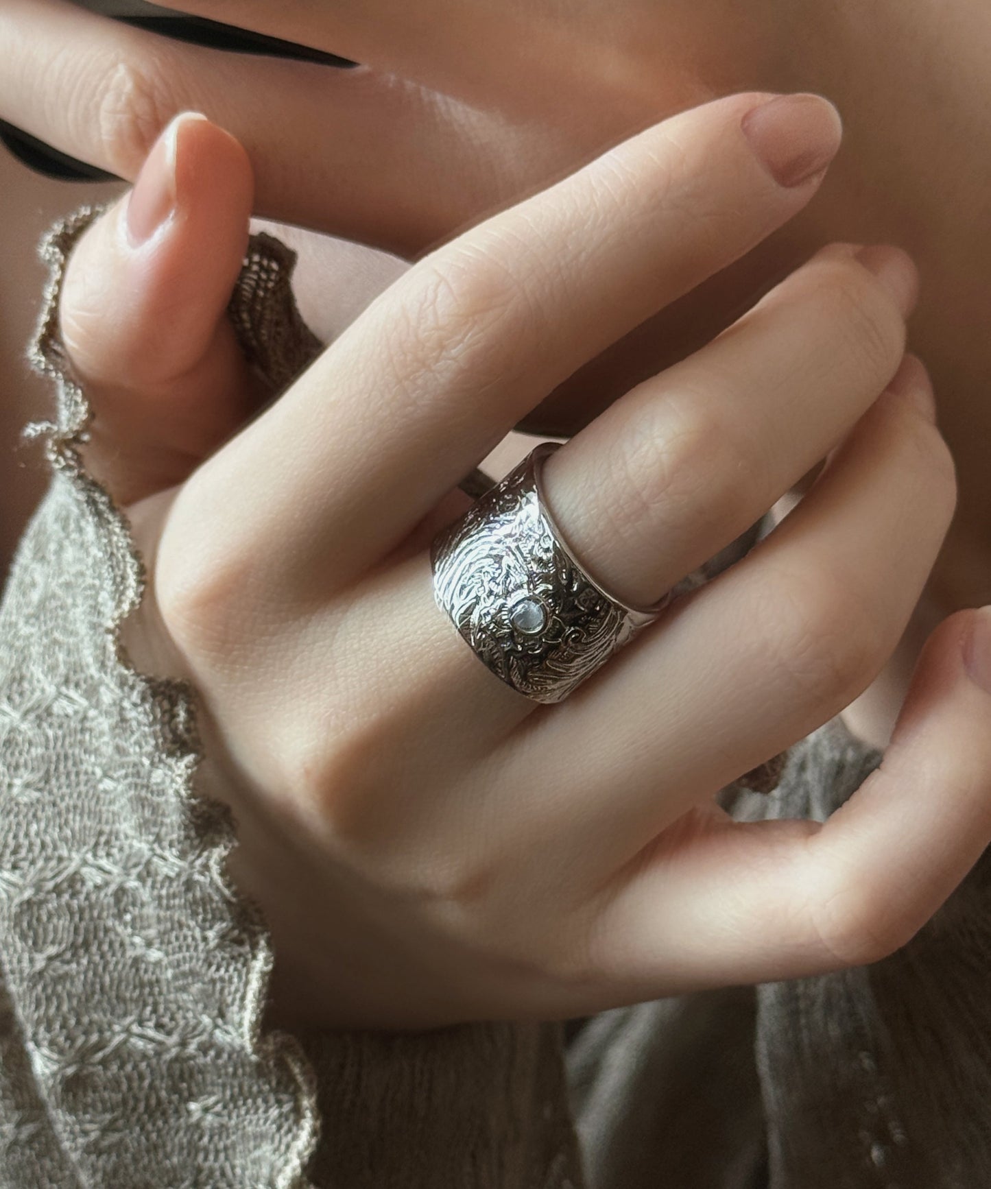 Retro Silver Silk Open Jade Sterling Rings