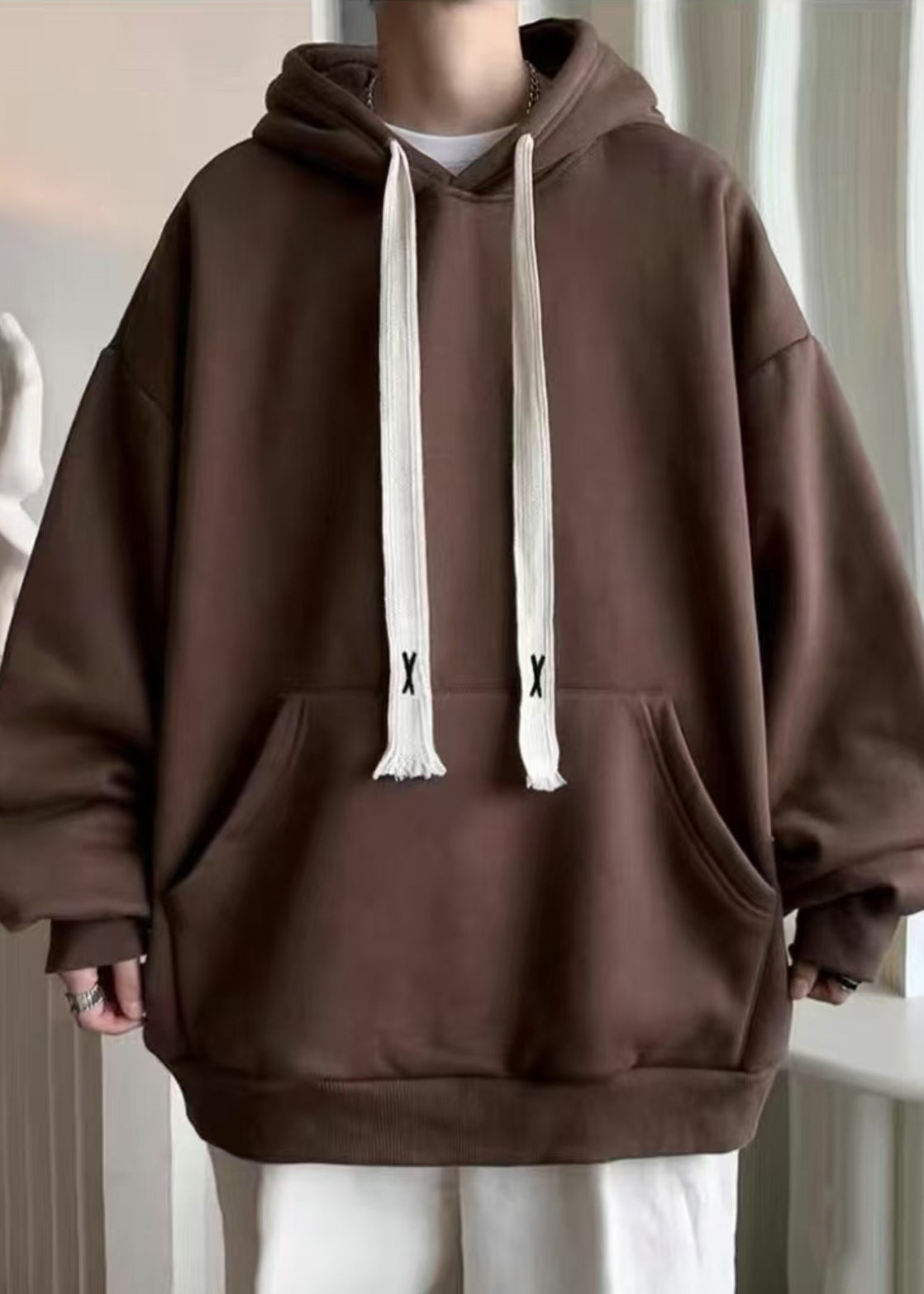 Simple Black Hooded Lace Up Pockets Cotton Men Sweatshirt Spring YQ030