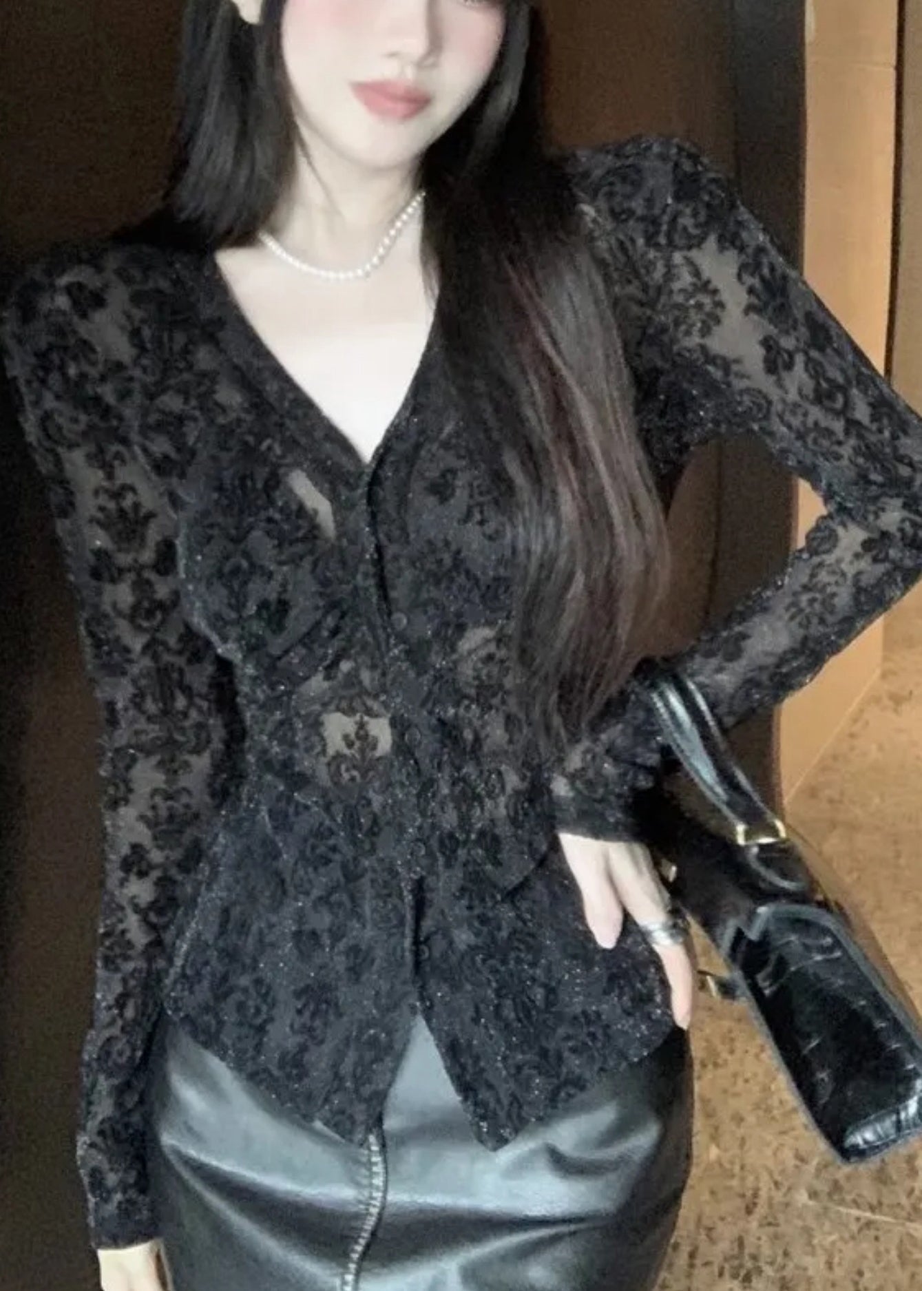 Slim Neck Flocking Top Tulle Button Spring Fit Black V