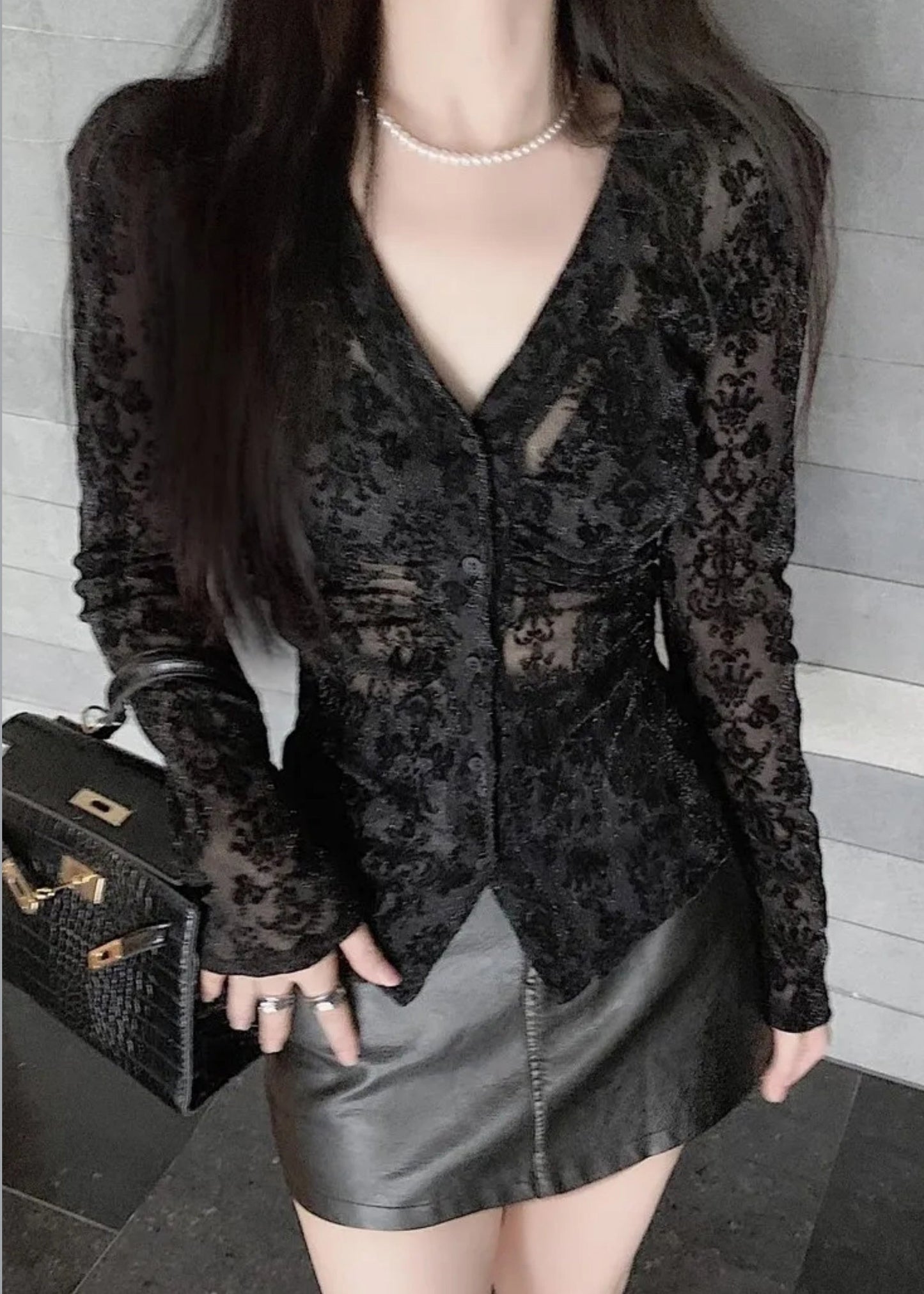 Slim Neck Flocking Top Tulle Button Spring Fit Black V
