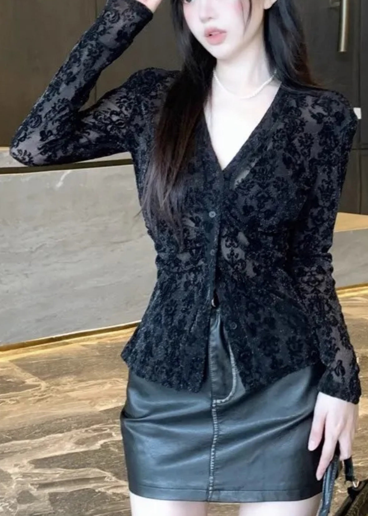 Slim Neck Flocking Top Tulle Button Spring Fit Black V