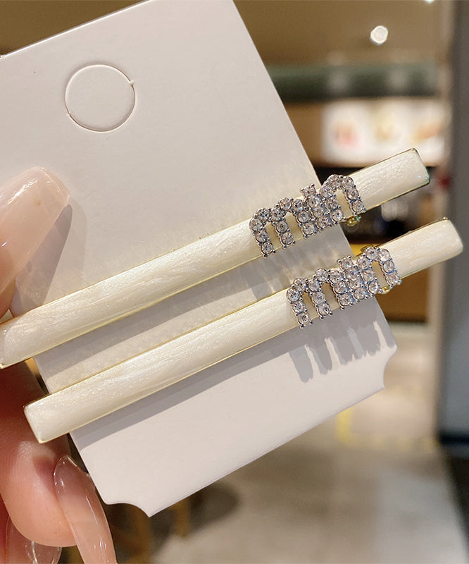 Pearl White Stylish Hairpin Zircon Alloy