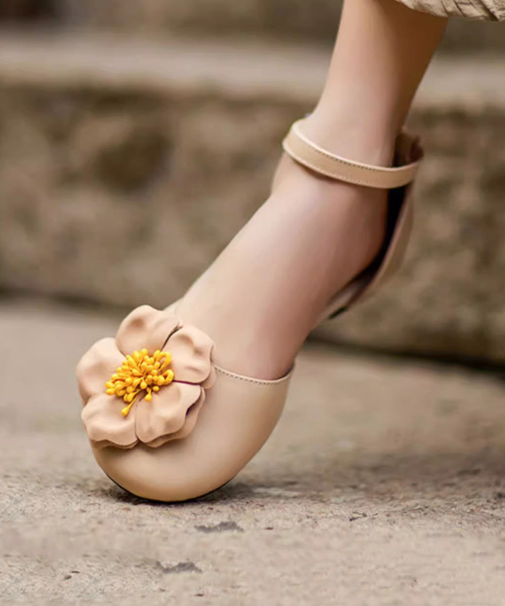 Strap Splicing Green Floral Sandals Vintage Buckle Flat