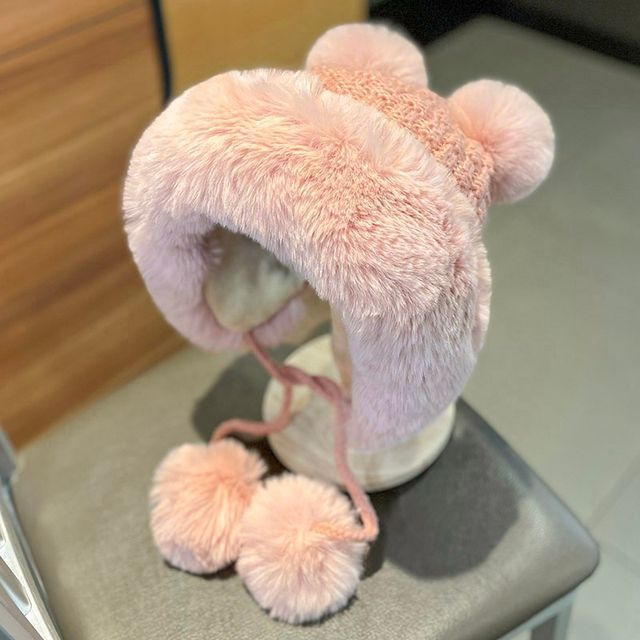 Fluffy Panel Beanie Pom