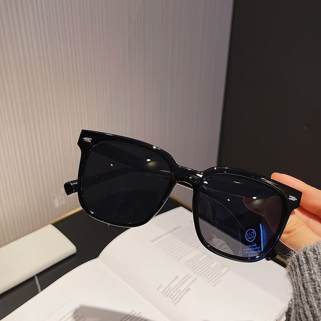 Sunglasses Square Resin