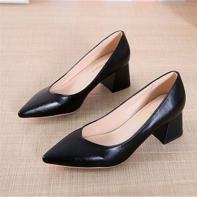 Chunky-Heel Pointy-Toe Pumps