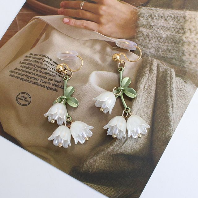 Faux Flower Alloy Fringed Pearl Earring