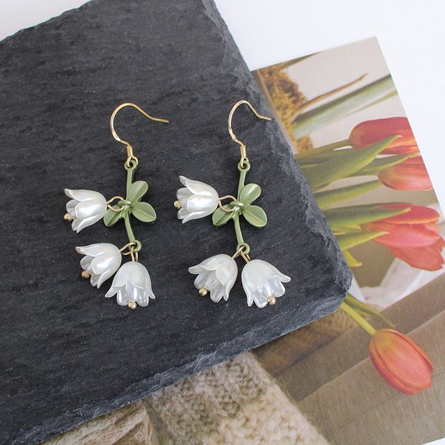 Faux Flower Alloy Fringed Pearl Earring