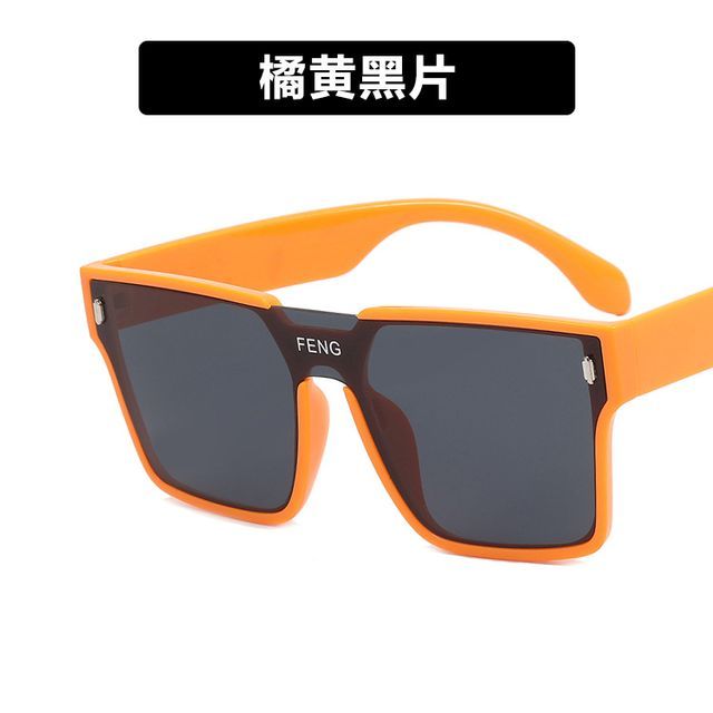Retro Lettering Sunglasses